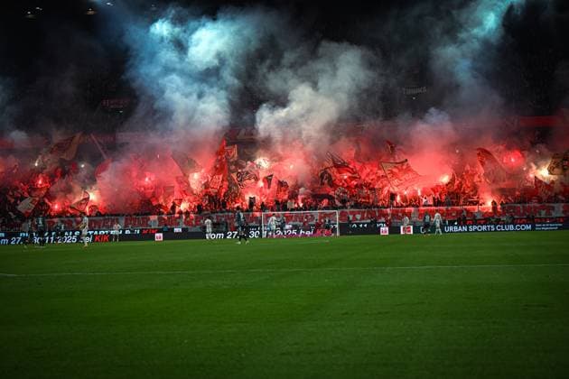 Germany, Football, Bundesliga, Matchday 11, 2025 2026, 1 FC Köln vs Eintracht Frankfurt, 22 11 2025, Rhein Energie Stadion, Cologne, Germany, Fan Protest, Pyrotechnics Copyright: xMarkusxVerwimpx