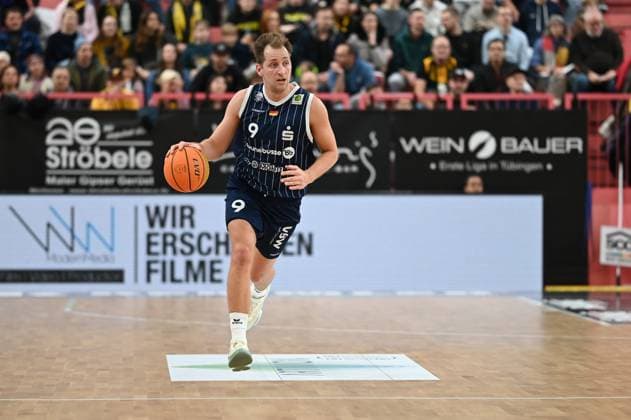 Jonas Grof VfL SparkassenStars Bochum, 09 Freisteller GER, Tigers Tuebingen vs VFL Sparkassenstars Bochum, Basketball, Men, Pro A, 2 Barmer Basketball Bundesliga, Season 2025 2026, 22 11 2025 GER, Tigers Tuebingen vs VFL Sparkassenstars Bochum, Basketball, Men, Pro A, 2 Barmer Basketball Bundesliga, Season 2025 2026, 22 11 2025 Tuebingen Copyright: xEibner-Pressefoto NicolasxWoernx EP_NWN