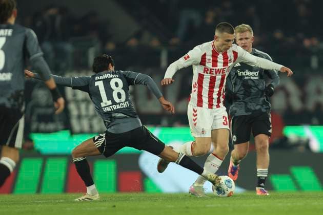 Mahmoud Dahoud Eintracht Frankfurt , Kristoffer Lund 1 FC Koeln and Jonathan Burkhardt Eintracht Frankfurt battle for the ball during the Bundesliga match between 1 FC Köln and Eintracht Frankfurt at RheinEnergieSTADION on November 22, 2025 in Köln, Germany Photo by Oliver Kaelke DeFodi Images Mahmoud Dahoud Eintracht Frankfurt , Kristoffer Lund 1 FC Koeln and Jonathan Burkhardt Eintracht Frankfurt battle for the ball during the Bundesliga match between 1 FC Köln and Eintracht Frankfurt at RheinEnergieSTADION on November 22, 2025 in Köln, Germany Photo by Oliver Kaelke DeFodi Images DFL regulations prohibit any use of photographs as image sequences and or quasi video Photo by Oliver Kaelke DeFodi Images
