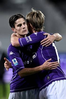 Mp Firenze 22 11 2025 - campionato di calcio serie A Fiorentina-Juventus foto Matteo Papini Image nella foto: Albert Gudmundsson-Nicolo Fagioli 