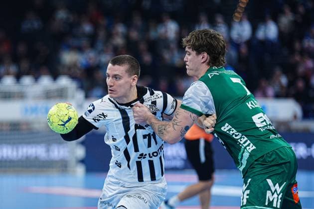 Elias Ellefsen a Skipagotu THW Kiel, 71 , Victor Kloeve Frisch Auf Goeppingen, 07 GER, THW Kiel vs Frisch Auf Goeppingen, Handball, 1 Bundesliga, Matchday 13, Season 2025 2026, 22 11 2025 GER, THW Kiel vs Frisch Auf Goeppingen, Handball, 1 Bundesliga, Matchday 13, Season 2025 2026, 22 11 2025 Kiel Copyright: xEibner-Pressefoto MarcelxvonxFehrnx EP_MFN