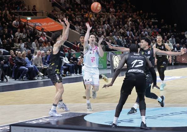 Grayson Murphy BONN Basketball, Men, Season 2025 2026, easyCredit Basketball Bundesliga, Basketball Loewen Braunschweig vs Telekom Baskets Bonn