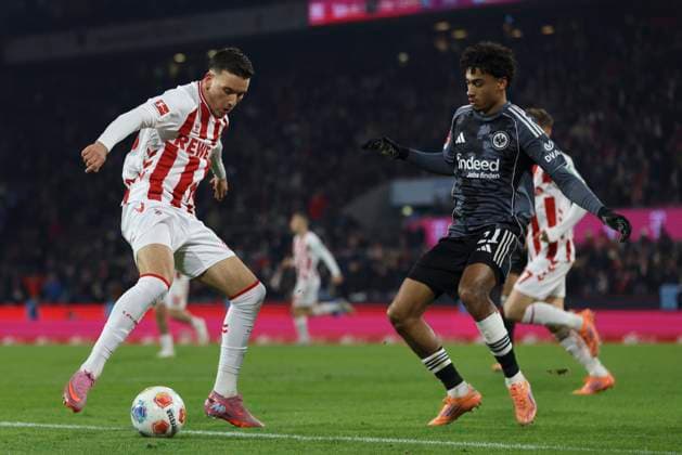 Said El Mala 1 FC Koeln and Nathaniel Brown Eintrach Frankfurt battle for the ball during the Bundesliga match between 1 FC Köln and Eintracht Frankfurt, RheinEnergieSTADION on November 22, 2025 in Cologne, Germany, Germany Photo by Oliver Kaelke DeFodi Images Said El Mala 1 FC Koeln and Nathaniel Brown Eintrach Frankfurt battle for the ball during the Bundesliga match between 1 FC Köln and Eintracht Frankfurt at RheinEnergieSTADION on November 22, 2025 in Köln, Germany Photo by Oliver Kaelke DeFodi Images DFL regulations prohibit any use of photographs as image sequences and or quasi video Photo by Oliver Kaelke DeFodi Images