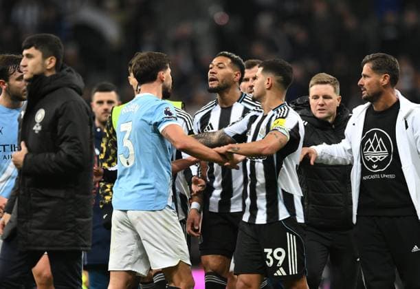 Joelinton of Newcastle United clashes with Ruben Dias of Manchester City Newcastle United v Manchester City, Premier League, Football, St James Park, Newcastle, UK - 22 Nov 2025Newcastle St James Park United Kingdom EDITORIAL USE ONLY No use with unauthorised audio, video, data, fixture lists, club league logos or live services. Online in-match use limited to 120 images, no video emulation. No use in betting, games or single club league player publications. Copyright: xRichardxLee Shutterstockx 15860905ca