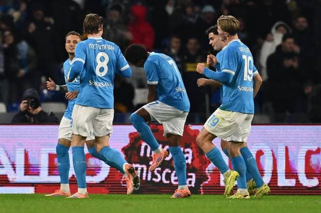 David Neres of S.S.C. Napoli celebrates after scoring the goal of 1-0 during the 12th day of the Serie A Championship between S.S.C. Napoli and Atalanta B.C at the Diego Armando Maradona Stadium on November 22, 2025 in Naples, Italy.  Copyright: xDomenicoxCippitelli IPAxSportx xipa-agency.netx xx IPA_68267368 IPA_Agency_IPA68267368