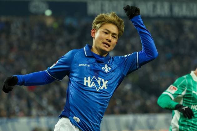 2025 11 22 xjfx 2 Bundesliga 13 Matchday SV Darmstadt 98 SpVgg Greuther Fuerth v l , Thumbs up Yosuke Furukawa SV Darmstadt 98 DFL DFB REGULATIONS PROHIBIT ANY USE OF PHOTOGRAPHS as IMAGE SEQUENCES and or QUASI VIDEO Copyright: JoaquimxFerreira