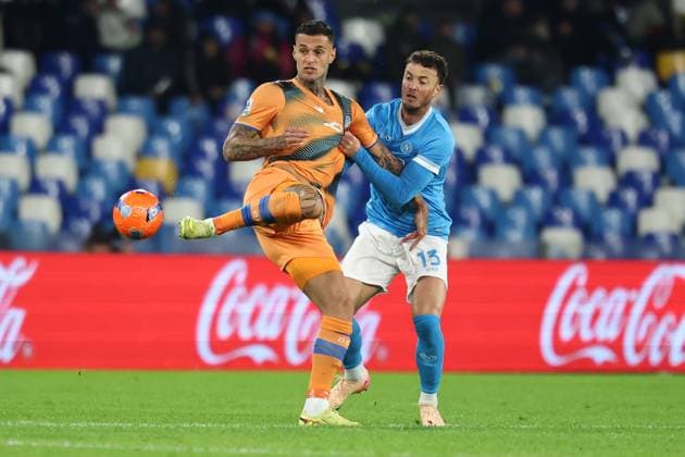 Gianluca Scamacca of Atalanta BC and Amir Rrahmani of SSC Napoli compete for the ball during the Serie A 2025 2026 football match between SSC Napoli and Atalanta BC at Diego Armando Maradona stadium in Naples (Italy), November 22nd, 2025. CesarexPurini