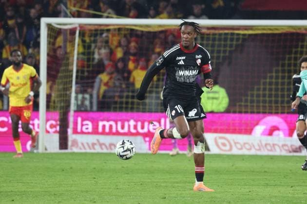 FOOTBALL : RC Lens vs RC Strasbourg - Ligue 1 J13 - 22 11 2025 Emanuel EMEGHA (RC Strasbourg) lors du match RC Lens vs RC Strasbourg, Ligue 1 J13, stade Bollaert-Delelis, le 22 novembre 2025 - photo Laurent Sanson PsnewZ  Copyright: xLaurentxSANSONx xPsnewZx