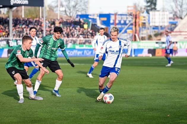22 11 2025, Football, 2 Bundesliga, Season 2025 2026, Matchday 13, Preußen Münster FC Schalke 04, Finn Porath FC Schalke 04 xRHR PHOTO YYx Copyright: KROEGER RHR-FOTOx RHR-FOTO YY