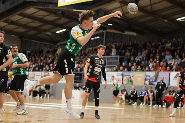 22 11 2025, Handball, Men, 3 Liga, Staffel Süd West, Season 2025 2026, HG Saarlouis TV Gelnhausen, Gil Kunkel HG Saarlouis Saarlouis Stadtgartenhalle Saarland Germany DEU Copyright: xSebastianxBachx