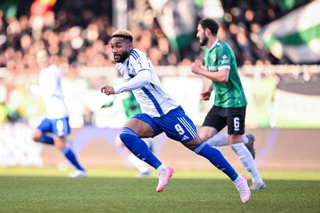 22 11 2025, Football, 2 Bundesliga, Season 2025 2026, Matchday 13, Preußen Münster FC Schalke 04, Moussa Sylla FC Schalke 04 , xRHR PHOTO YYx Copyright: KROEGER RHR-FOTOx RHR-FOTO YY