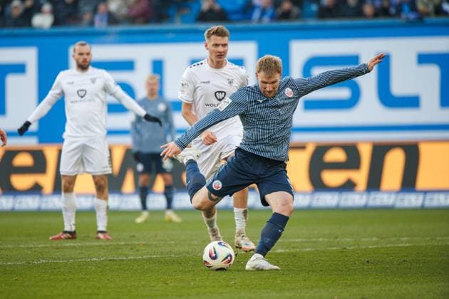 Andreas Voglsammer Rostock GER, FC Hansa Rostock vs 1 FC Schweinfurth 05, Football, Men, 3 Liga, 15 Matchday, Season 2025 2026, 22 11 2025 Rostock Ostseestadion Mecklenburg Vorpommern Germany