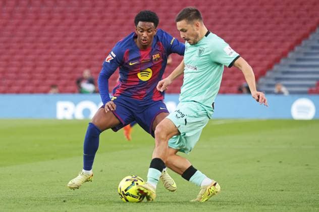 FC Barcelona, Barca v Athletic Club - LaLiga EA Sports Alejandro Balde and Andoni Gorosabel play during the match between FC Barcelona and Athletic Club, corresponding to week 13 of LaLiga EA Sports, at the Spotify Camp Nou, in Barcelona, Spain, on November 22, 2025. Barcelona Barcelona Spain  Copyright: xUrbanandsportx originalFilename:urbanandsport-fcbarcel251122_nptSP.jpg