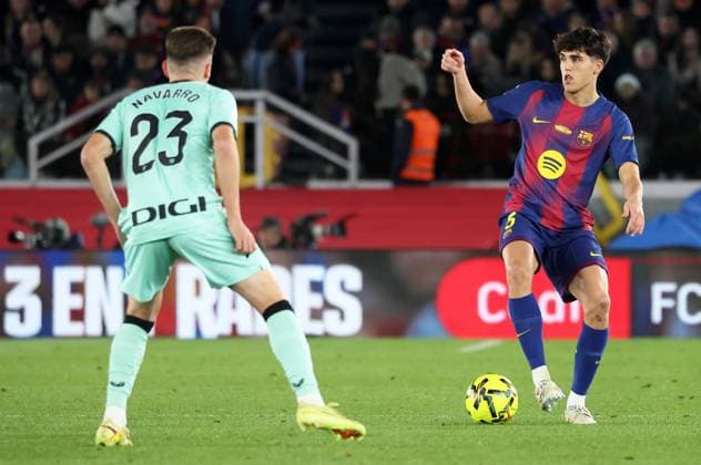 FC Barcelona, Barca v Athletic Club - LaLiga EA Sports Pau Cubarsi and Robert Navarro play during the match between FC Barcelona and Athletic Club, corresponding to week 13 of LaLiga EA Sports, at the Spotify Camp Nou in Barcelona, Spain, on November 22, 2025. Barcelona Barcelona Spain  Copyright: xUrbanandsportx originalFilename:urbanandsport-fcbarcel251122_npSFQ.jpg