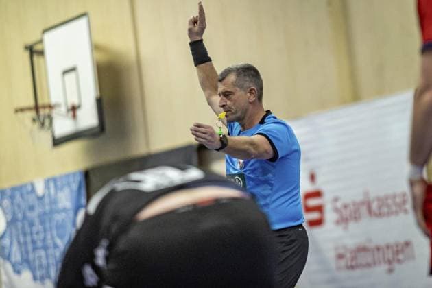 Handball Oberliga HSG Hattingen Sprockhövel vs HSG Herdecke Ende FOR EDITORIAL PURPOSES ONLY p Oberliga HSG Hattingen Sprockhövel vs HSG Herdecke Ende, on 22 11 2025,in HattingenKreissporthalle HAT Germany NRW Hattingen Copyright SebastianxSternemann Copyright: SebastianxSternemann doc83dnmp8gjkk4audlo7 ,EDITORIAL USE ONLY Copyright: SebastianxSternemann