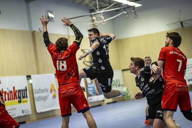 Handball Oberliga HSG Hattingen Sprockhövel vs HSG Herdecke Ende FOR EDITORIAL PURPOSES ONLY p Oberliga 18 Jan Matthies HSG Hattingen Sprockhövel vs HSG Herdecke Ende, on 22 11 2025,in HattingenKreissporthalle HAT Germany NRW Hattingen Copyright SebastianxSternemann Copyright: SebastianxSternemann doc83dnmpvwhlvh5mfaaqd ,EDITORIAL USE ONLY Copyright: SebastianxSternemann