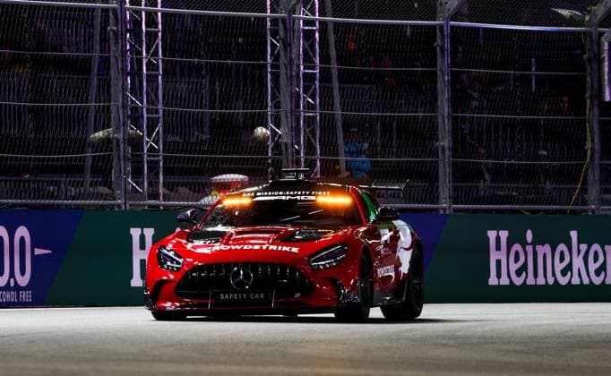 F1 - LAS VEGAS GRAND PRIX 2025 FIA Mercedes-AMG GT Black Series Safety Car during the 2025 Formula 1 Las Vegas Grand Prix, 22th round of the 2025 FIA Formula One World Championship, WM, Weltmeisterschaft from November 21 to 23, 2025 on the Las Vegas Strip Circuit, in Paradise, Nevada, United States of America - ParadiseUnited States  Copyright: xDPPIx