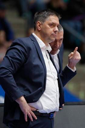 f l Head Coach Sasa Filipovski Fitness First Wuerzburg Baskets and Co Coach Dejan Mihevic Fitness First Wuerzburg Baskets , 22 11 2025, Basketball, BBL, Frankfurt Skyliners vs Fitness First Wuerzburg Baskets, GER, Frankfurt, Suewag Energie ARENA Copyright: HMBxMedia xHeikoxBecker