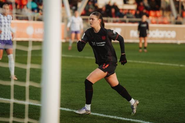22 11 25, Women, Football, Google Pixel Women Bundesliga, Season 2025 2026, Bayer 04 Leverkusen SGS Essen, 11 Matchday Valentina Madl 17 Bayer 04 Leverkusen in attack Leverkusen Ulrich Haberland Stadion NRW Germany