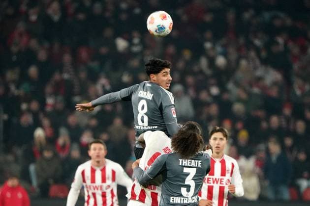 Fußball, 1 BL saison 2025 2026 1 FC Köln vs Eintracht Frankfurt , 22 11 2025, Rheinenergiestadion Köln, Fares Chaibi Eintracht Frankfurt ,Aktion, Einzelbild, copyright Gladys Chai von der Laage DFL regulations prohibit any use of photographs as image sequences and or quasi video