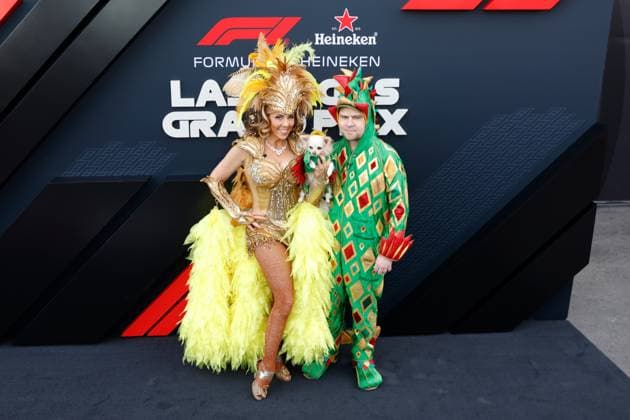 LAS VEGAS, NV - NOVEMBER 22: Piff the Magic Dragon poses for photos on the red carpet prior to the the Formula 1 Las Vegas Grand Prix on November 22, 2025 on the Las Vegas Strip Circuit in Las Vegas, Nevada.(Photo by Jeff Speer Icon Sportswire) AUTO: NOV 22 F1 Las Vegas Grand Prix EDITORIAL USE ONLY Icon2511220141