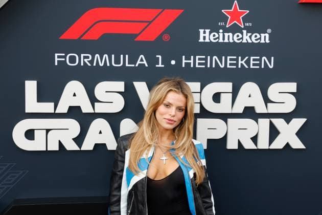 LAS VEGAS, NV - NOVEMBER 22: Model and actress Brooks Nader poses for photos on the red carpet prior to the the Formula 1 Las Vegas Grand Prix on November 22, 2025 on the Las Vegas Strip Circuit in Las Vegas, Nevada.(Photo by Jeff Speer Icon Sportswire) AUTO: NOV 22 F1 Las Vegas Grand Prix EDITORIAL USE ONLY Icon2511220201