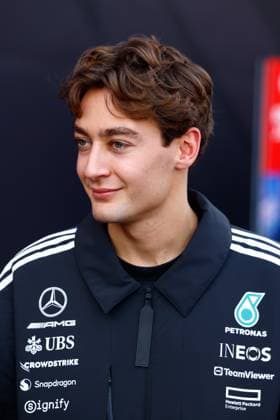 LAS VEGAS, NV - NOVEMBER 22: George Russell, driver of the 63 Mercedes on the red carpet prior to the the Formula 1 Las Vegas Grand Prix on November 22, 2025 on the Las Vegas Strip Circuit in Las Vegas, Nevada.(Photo by Jeff Speer Icon Sportswire) AUTO: NOV 22 F1 Las Vegas Grand Prix EDITORIAL USE ONLY Icon2511220321