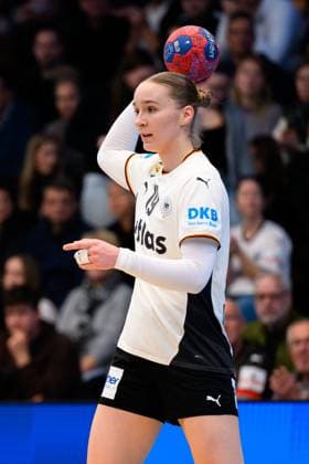 Handball, Women Laenderspiel Germany Switzerland Nieke Kühne Kuehne Germany Goeppeingen EWS Arena Germany
