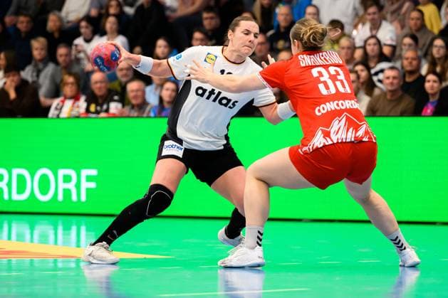 Handball, Women Laenderspiel Germany Switzerland Mareike Thomaier Germany , Nora Snedkerud Switzerland Goeppeingen EWS Arena Germany