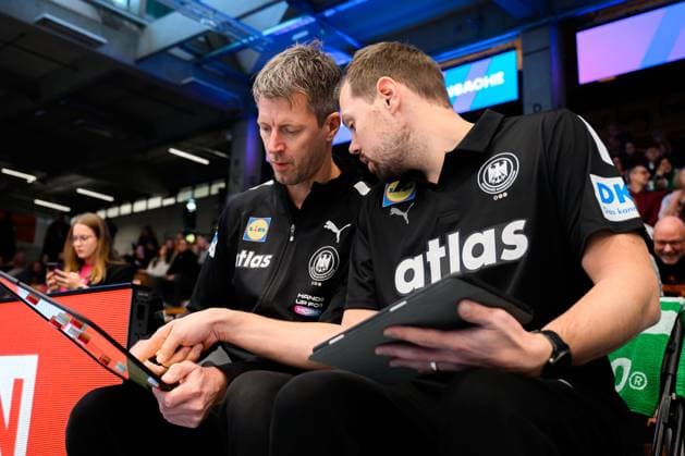 Handball, Women Laenderspiel Germany Switzerland Coach Markus Gaugisch Germany , Co Coach Frederick Griesbach Germany Goeppeingen EWS Arena Germany