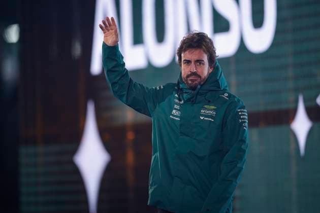 F1 - LAS VEGAS GRAND PRIX 2025 ALONSO Fernando (spa), Aston Martin F1 Team AMR25, portrait during the 2025 Formula 1 Las Vegas Grand Prix, 22th round of the 2025 FIA Formula One World Championship, WM, Weltmeisterschaft from November 21 to 23, 2025 on the Las Vegas Strip Circuit, in Paradise, Nevada, United States of America - ParadiseUnited States  Copyright: xEricxAlonsox