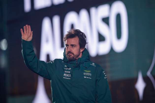 F1 - LAS VEGAS GRAND PRIX 2025 ALONSO Fernando (spa), Aston Martin F1 Team AMR25, portrait during the 2025 Formula 1 Las Vegas Grand Prix, 22th round of the 2025 FIA Formula One World Championship, WM, Weltmeisterschaft from November 21 to 23, 2025 on the Las Vegas Strip Circuit, in Paradise, Nevada, United States of America - ParadiseUnited States  Copyright: xEricxAlonsox