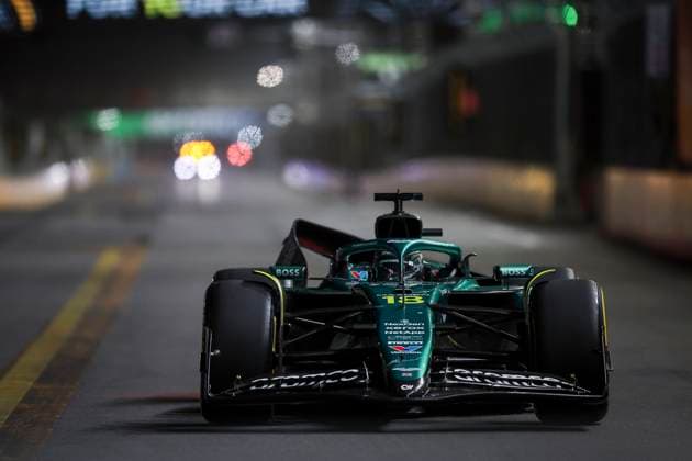 F1 - LAS VEGAS GRAND PRIX 2025 18 STROLL Lance (can), Aston Martin F1 Team AMR25, broken rear wing at the start of the race, depart during the 2025 Formula 1 Las Vegas Grand Prix, 22th round of the 2025 FIA Formula One World Championship, WM, Weltmeisterschaft from November 21 to 23, 2025 on the Las Vegas Strip Circuit, in Paradise, Nevada, United States of America - ParadiseUnited States Copyright: xEricxAlonsox