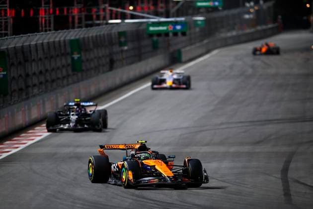 F1 - LAS VEGAS GRAND PRIX 2025 04 NORRIS Lando (gbr), McLaren F1 Team MCL39, action during the 2025 Formula 1 Las Vegas Grand Prix, 22th round of the 2025 FIA Formula One World Championship, WM, Weltmeisterschaft from November 21 to 23, 2025 on the Las Vegas Strip Circuit, in Paradise, Nevada, United States of America - ParadiseUnited States  Copyright: xJoaoxFilipex