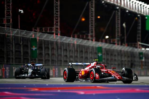 F1 - LAS VEGAS GRAND PRIX 2025 44 HAMILTON Lewis (gbr), Scuderia Ferrari SF-25, action during the 2025 Formula 1 Las Vegas Grand Prix, 22th round of the 2025 FIA Formula One World Championship, WM, Weltmeisterschaft from November 21 to 23, 2025 on the Las Vegas Strip Circuit, in Paradise, Nevada, United States of America - ParadiseUnited States  Copyright: xJoaoxFilipex