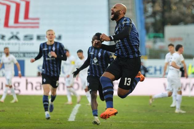 Goal for 1 0 by Terrence Boyd SV Waldhof Mannheim, 13 GER, SV Waldhof Mannheim vs SV Wehen Wiesbaden, Football, 3 Liga, Matchday 15, Season 2025 2026, 22 11 2025 DFL DFB REGULATIONS PROHIBIT ANY USE OF PHOTOGRAPHS as IMAGE SEQUENCES and or QUASI VIDEO GER,SV Waldhof Mannheim vs SV Wehen Wiesbaden, Football, 3 Liga, Matchday 15, Season 2025 2026, 22 11 2025 Mannheim Copyright: xEibner-Pressefoto JoergxHirschx EP_JHH