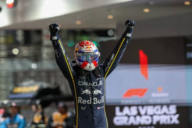 Winner, Winner, Max Verstappen Oracle Red Bull Racing 1 , Las Vegas Grand Prix, Motorsport, Men, Formula 1, Race, 22 11 2025 Las Vegas Nevada USA Copyright: xkolbert-press ChristianxKolbertx