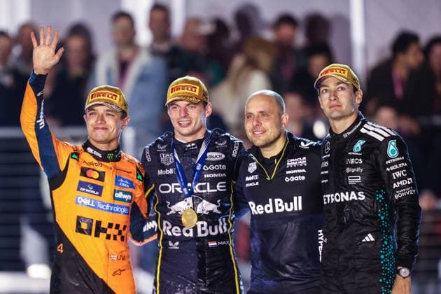 November 22, 2025: (L-R) Drivers Lando Norris, Max Verstappen and George Russell celebrate on the podium at the conclusion of the Formula One Heineken Las Vegas Grand Prix 2025 on the Las Vegas Street Circuit in Las Vegas, NV. CSM. Las Vegas United States of America - ZUMAc04_ 20251122_zma_c04_514 Copyright: xChristopherxTrimx