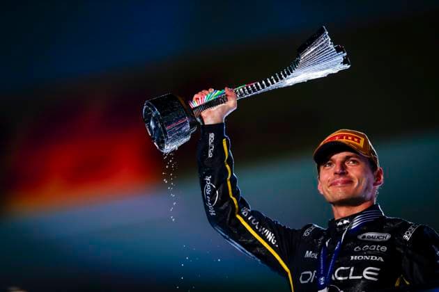 F1 - LAS VEGAS GRAND PRIX 2025 VERSTAPPEN Max (ned), Red Bull Racing RB21, portrait celebrating his win on the podium during the 2025 Formula 1 Las Vegas Grand Prix, 22th round of the 2025 FIA Formula One World Championship, WM, Weltmeisterschaft from November 21 to 23, 2025 on the Las Vegas Strip Circuit, in Paradise, Nevada, United States of America - ParadiseUnited States  Copyright: xJoaoxFilipex