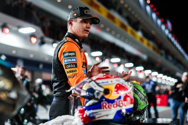 F1 - LAS VEGAS GRAND PRIX 2025 NORRIS Lando (gbr), McLaren F1 Team MCL39, portrait during the 2025 Formula 1 Las Vegas Grand Prix, 22th round of the 2025 FIA Formula One World Championship, WM, Weltmeisterschaft from November 21 to 23, 2025 on the Las Vegas Strip Circuit, in Paradise, Nevada, United States of America - ParadiseUnited States  Copyright: xEricxAlonsox