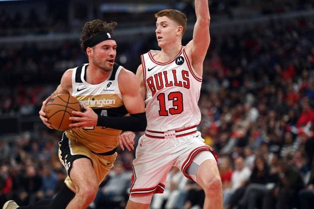 Chicago Bulls v Washington Wizards - NBA, Basketball Herren, USA CHICAGO, UNITED STATES - NOVEMBER 22: Corey Kispert (24) of Washington Wizards in action during NBA basketball game between Chicago Bulls and Washington Wizards at the United Center in Chicago, United States on November 22, 2025. Jacek Boczarski Anadolu Chicago United States. Editorial use only. Please get in touch for any other usage.  Copyright: x2025xAnadoluxJacekxBoczarskix