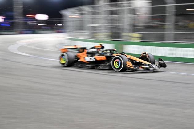 Formula 1 Grand Prix of Las Vegas 2025 - Race night winners LAS VEGAS, NEVADA - NOVEMBER 22: Lando Norris of McLaren Formula 1 Team (4) competes at the race as he won the second place for F1 Grand Prix of Las Vegas at Las Vegas Strip Circuit on November 22, 2025 in Las Vegas, Nevada, United States. Tayfun Coskun Anadolu Nevada United States. Editorial use only. Please get in touch for any other usage.  Copyright: x2025xAnadoluxTayfunxCoskunx