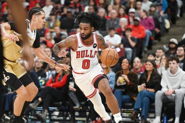 Chicago Bulls v Washington Wizards - NBA, Basketball Herren, USA CHICAGO, UNITED STATES - NOVEMBER 22: Coby White (0) of Chicago Bulls in action during NBA basketball game between Chicago Bulls and Washington Wizards at the United Center in Chicago, United States on November 22, 2025. Jacek Boczarski Anadolu Chicago Bulls United States. Editorial use only. Please get in touch for any other usage.  Copyright: x2025xAnadoluxJacekxBoczarskix