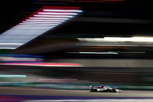 Formula 1 Las Vegas Grand Prix 2025 Esteban Ocon of Haas during the Las Vegas GP 2025 at the Las Vegas Strip Circuit, Nevada, United States on 22 November 2025 Credit: Shaun Brooks Every Second Media Editorial use only. All images are copyright Every Second Media Limited. No images may be reproduced without prior permission. Copyright: xIMAGO EveryxSecondxMediax ESM-1645-0059 ShaunxBrooksx xEveryxSecondxMediax