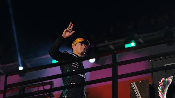 November 22, 2025, Las Vegas, Nv, USA: Nov 22, 2025: George Russell 63 during the 2025 Las Vegas Grand Prix Formula 1 race in Las Vegas, NV. Jason Pohuski BMR Las Vegas USA - ZUMAb241 20251122_zsa_b241_137 Copyright: xJasonxPohuskix xBmrxMediax