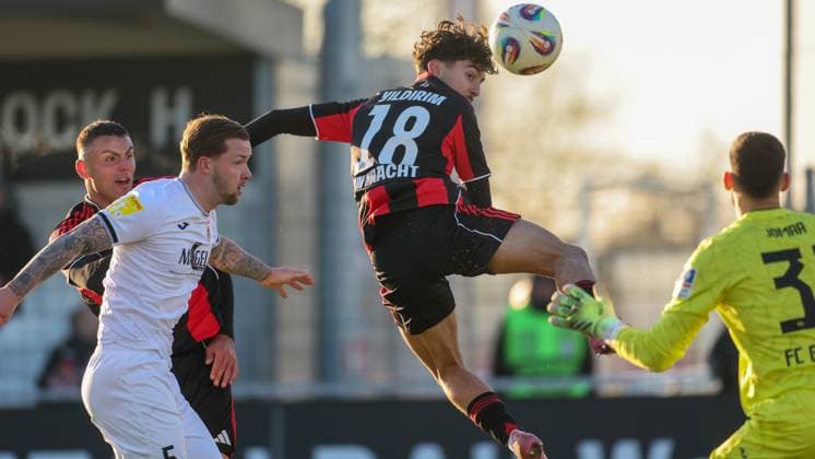 Football LOTTO Hessenliga Eintracht Frankfurt U21 FC Gießen 22 11 25, Artistic goal with the heel by Metehan Yildirim Eintracht ,