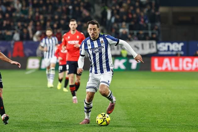 Mikel Oyarzabal (Sociedad), NOVEMBER 22, 2025 - Football Soccer : Spanish La Liga EA Sports match between CA Osasuna - Real Sociedad at the Estadio El Sadar in Pamplona, Spain. Noxthirdxpartyxsales  aflo_311295416