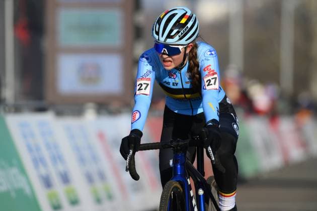 Belgian Phebe Blieck crosses the finish line at the women junior race at the World Cup cyclocross cycling event in Tabor, Czech Republic, stage 1 (out of 12) of the UCI World Cup cyclocross competition, Sunday 23 November 2025. DAVIDxPINTENS  x143597289x