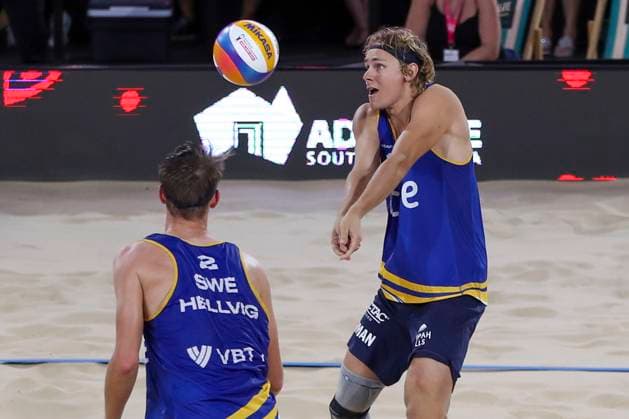 Beach volleyball, Beachvolleyball World Championship, WM, Weltmeisterschaft David Ahman and Jonatan Hellvig (SWE) v Jacob Hölting Nilsson and Elmer Andersson (SWE) during the Men™s Final match of the Beach Volleyball World Championships at The Drive in Adelaide, Sunday, November 23, 2025. ( NO ARCHIVING, EDITORIAL USE ONLY ADELAIDE SOUTH AUSTRALIA AUSTRALIA  Copyright: xMATTxTURNERx 20251123155317430967