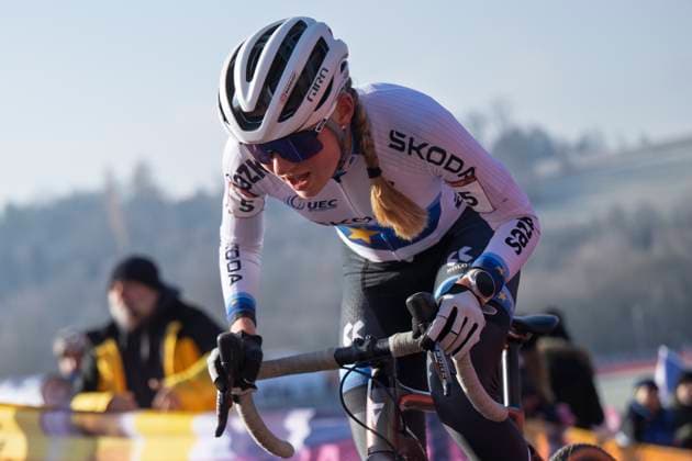 Barbora Bukovska from Czechia competes in the UCI Cyclo-cross World Cup race, category women - juniors, in Tabor, Czech Republic, on November 23, 2025. (CTKxPhoto VaclavxPancer) CTKPhotoP2025112302354  CTKPhotoP2025112302354